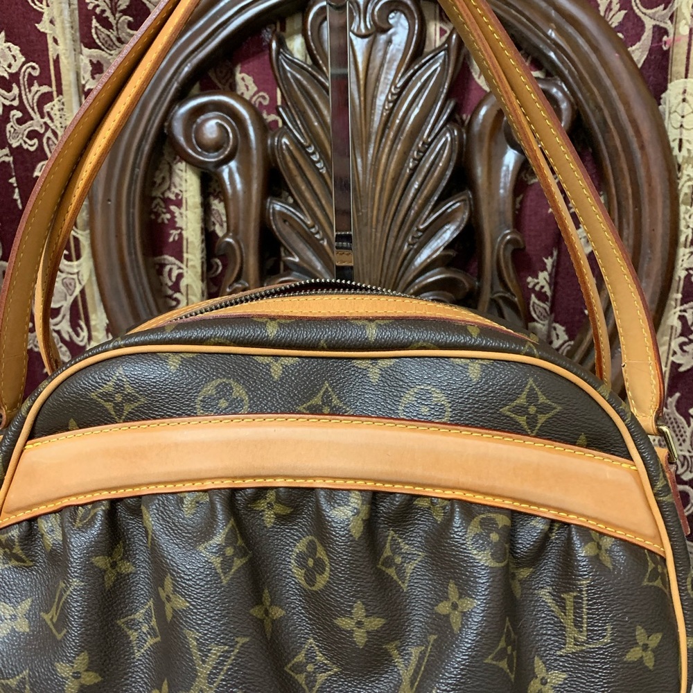 Louis Vuitton Vienna Klara SOLD ๐๐๐ - Picture 2 of 12